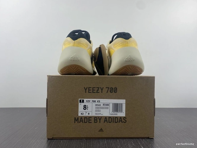 700 HP5425 Yeezy V3 Adidas Safflower Mono 0715